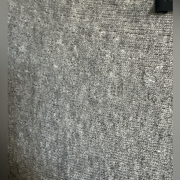 Donna Karan BLK LABEL Cashmere Sequined Caplet/ Shrug - Picture 4 of 5